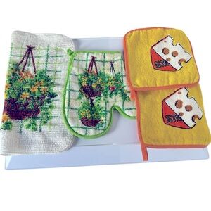 Vintage 1970’s Potholders & Dish Towel with Swiss Cheese & Floral Prints.